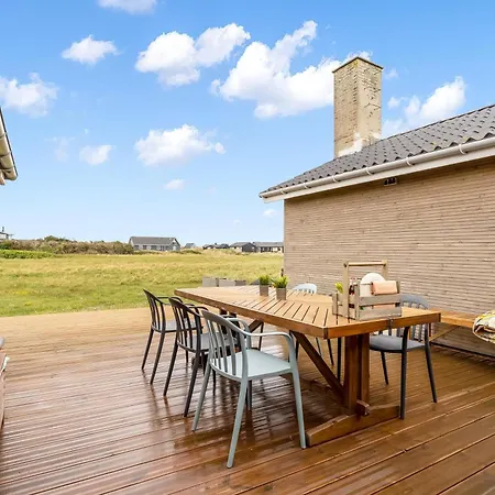 펜션 Lovely With Large Terrace Close To The North Sea In Klitmoller 티스테드