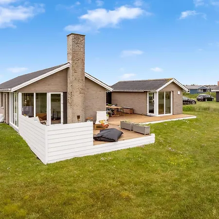 Lovely With Large Terrace Close To The North Sea In Klitmoller * 티스테드