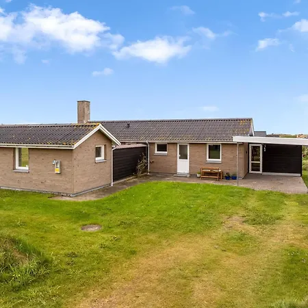 Hébergement de vacances Lovely With Large Terrace Close To The North Sea In Klitmoller Thisted
